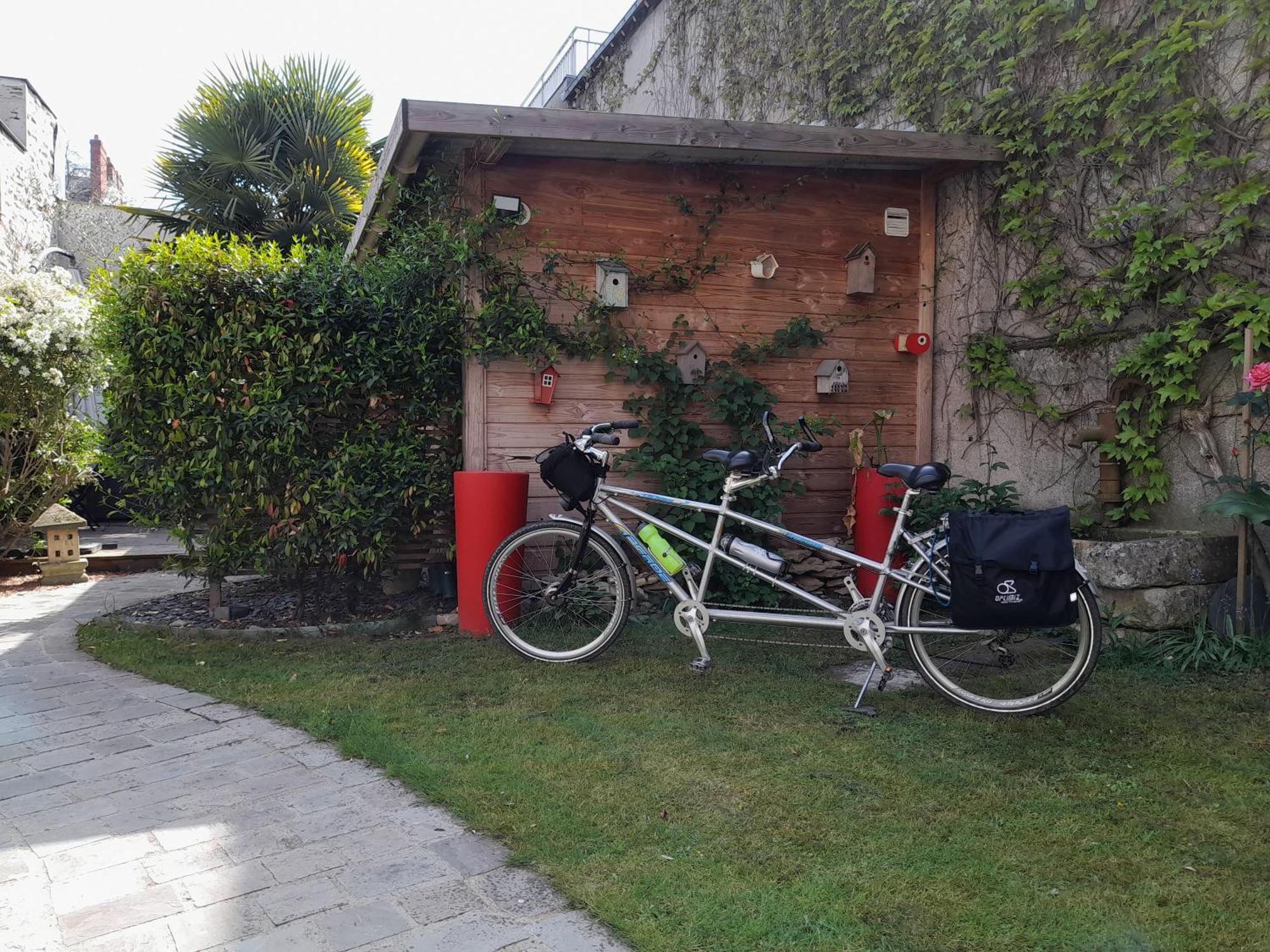 昂热La Pause Angevine住宿加早餐旅馆 外观 照片